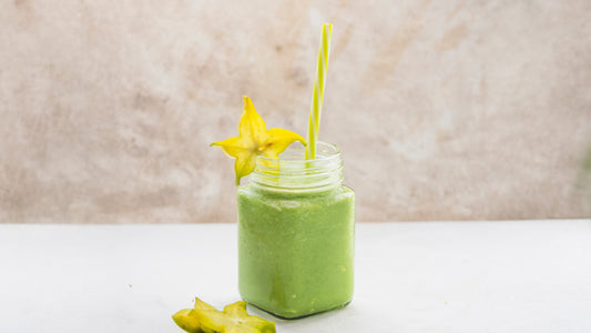 przepis na koktajl proteinowy matcha